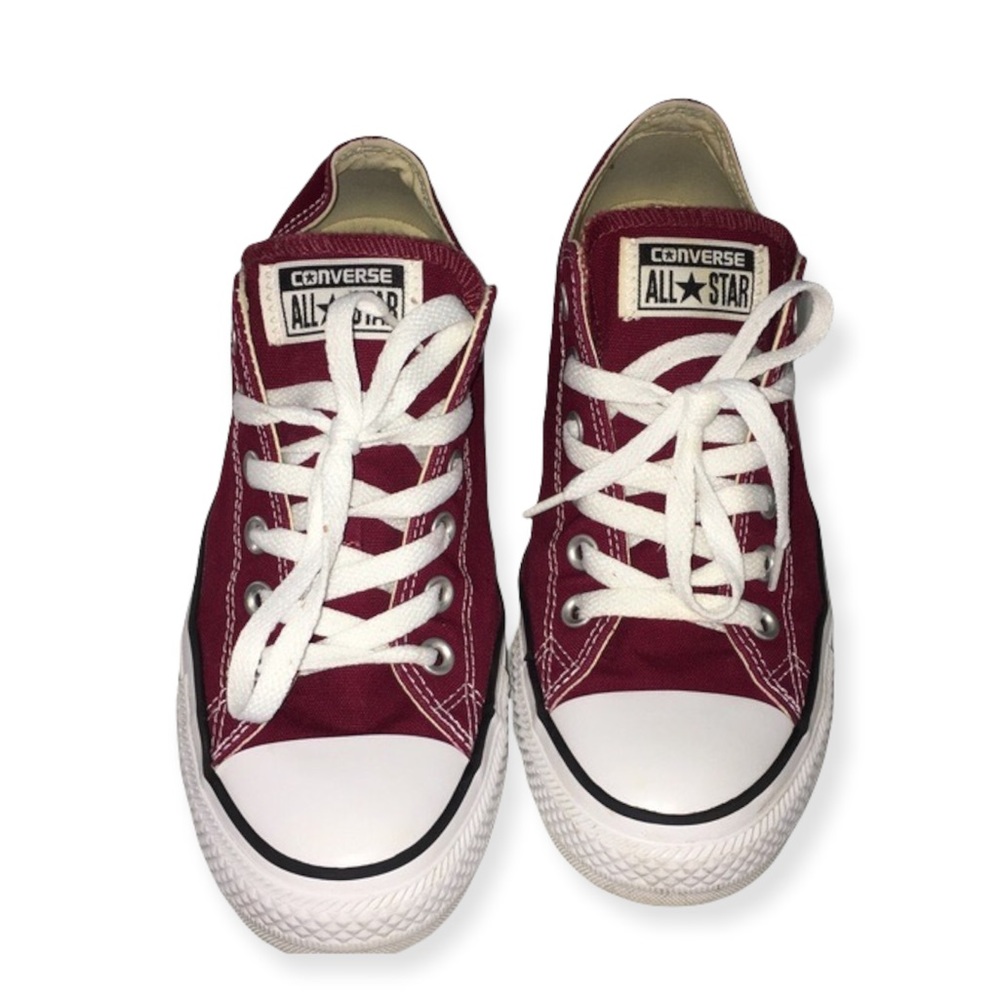 Converse Chuck Taylor All-Star Low Top Burgundy • LIKE NEW • Womens Size 7.5